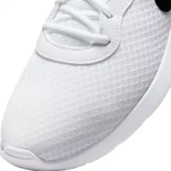 Nike TANJUN Freizeitschuh -Sport Schuh Geschäft A 2999171 NB4